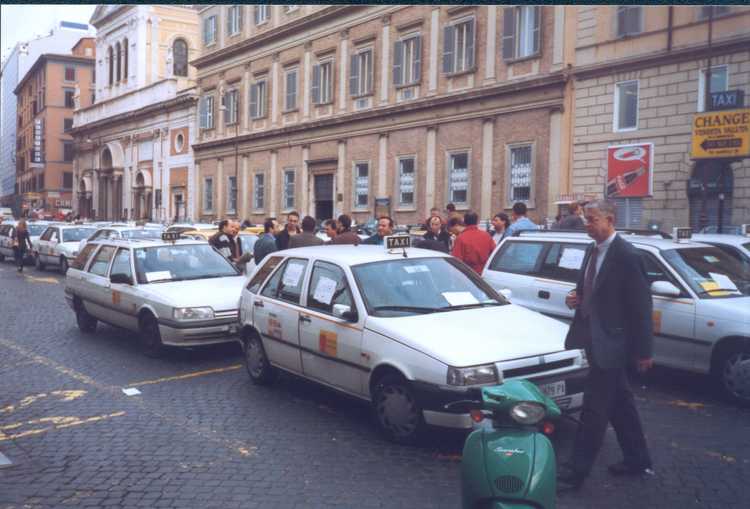 19981019-19981109 France, Corsica, Sardinia, Italy (set): 00080_0118 00080_0118_resized.d20201026-u205614.jpg